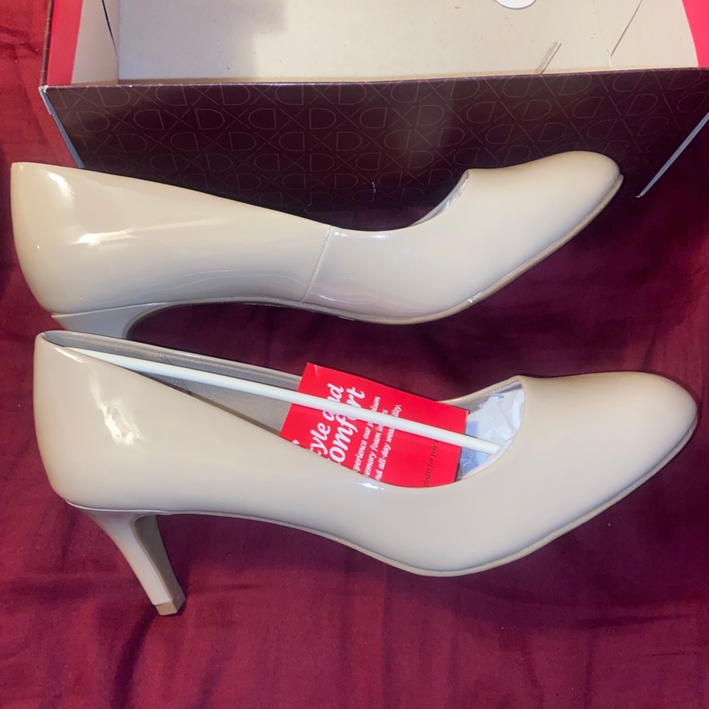 11w taupe/tan women shoes